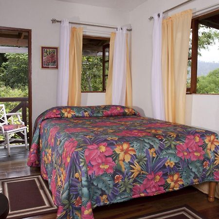 Forres Park Hotel Kingston Dış mekan fotoğraf